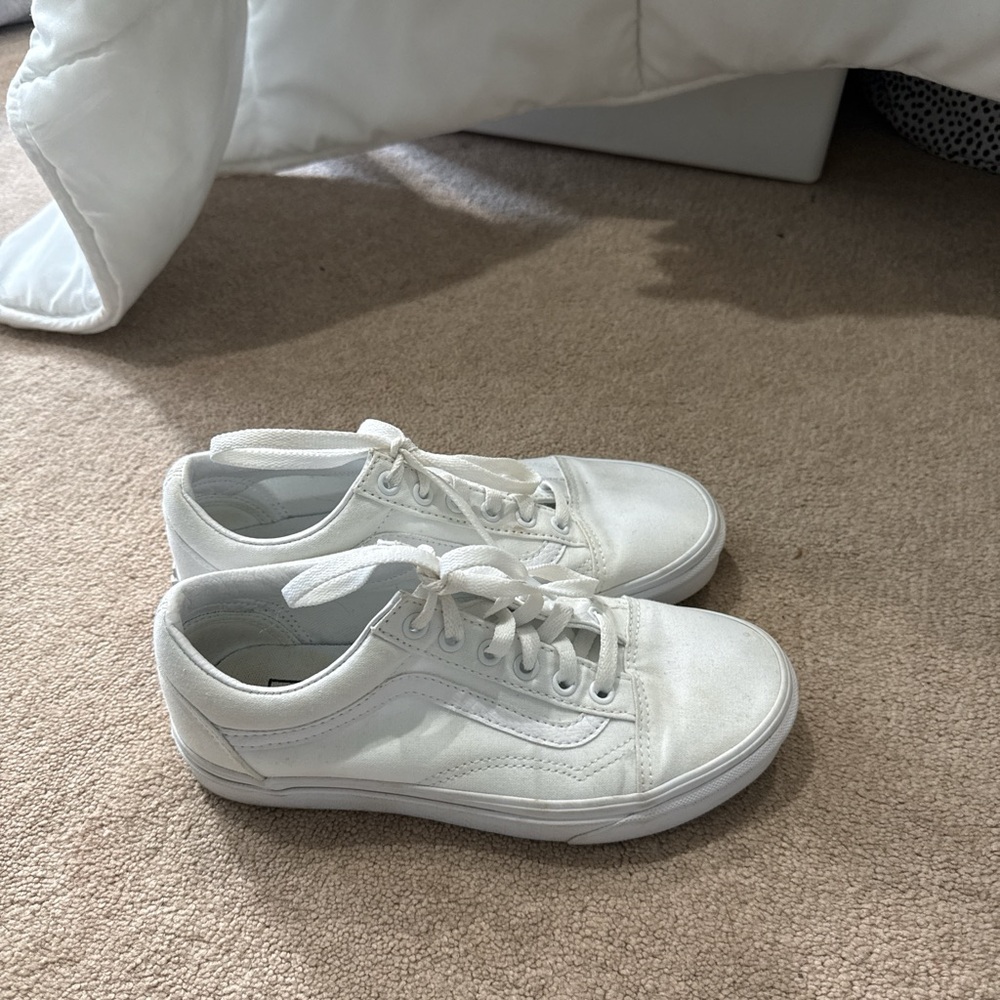 White vans